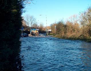 C:\Users\Ewan\Pictures\2014-01 (Jan) flood\HPIM6048.JPG